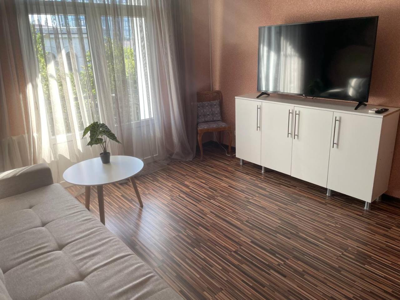 Apartament Central In Chisinau! Екстериор снимка